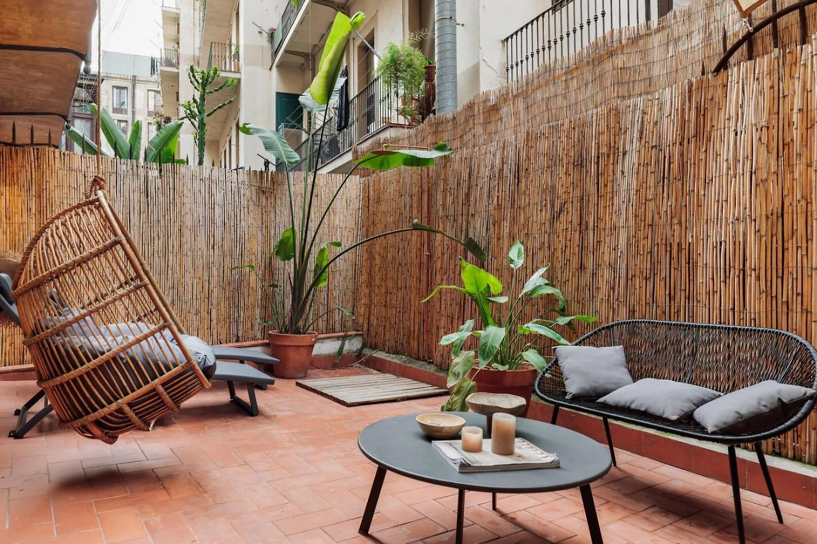 Komodo - 3 bedrooms and terrace in El Born Barcelona 0*,  Spain