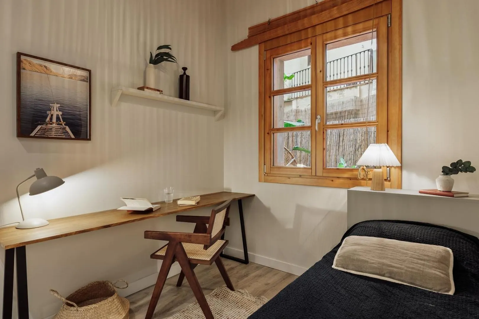 Komodo - 3 bedrooms and terrace in El Born Barcelona