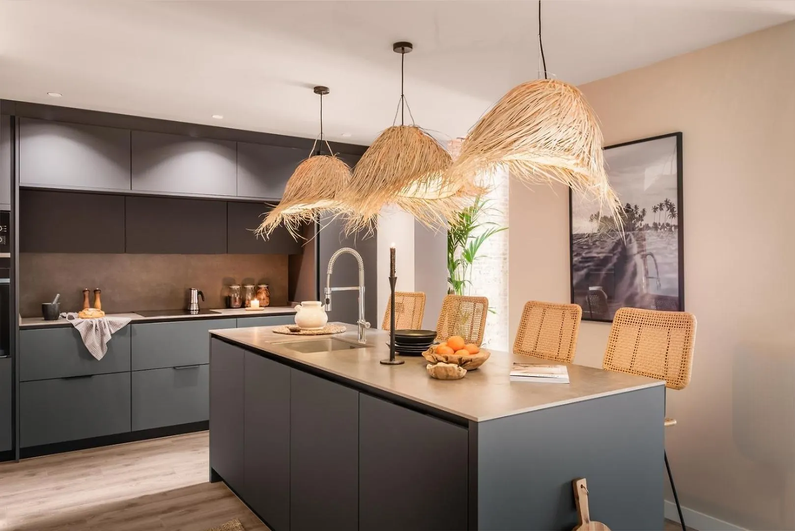 Apartment Komodo - 3 bedrooms and terrace in El Born Barcelona Spain